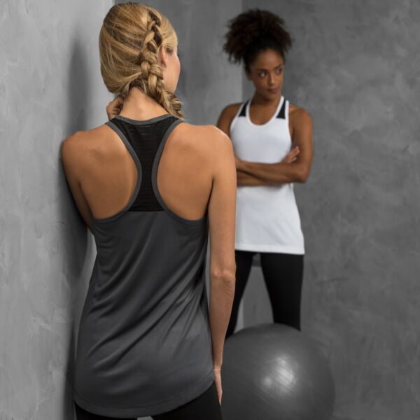 Girlie cool smooth workout vest Thumbnail